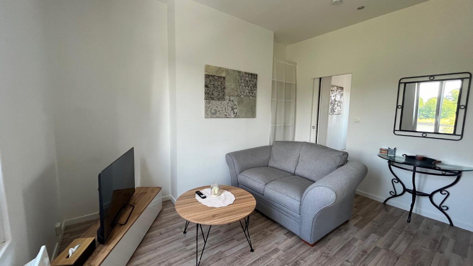 Le Compiegnois Apartment Compiègne Exterior foto